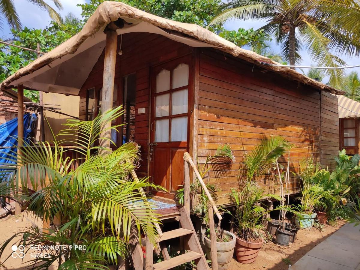 Namaste Beach Huts Hotel Patnem Beach Ngoại thất bức ảnh