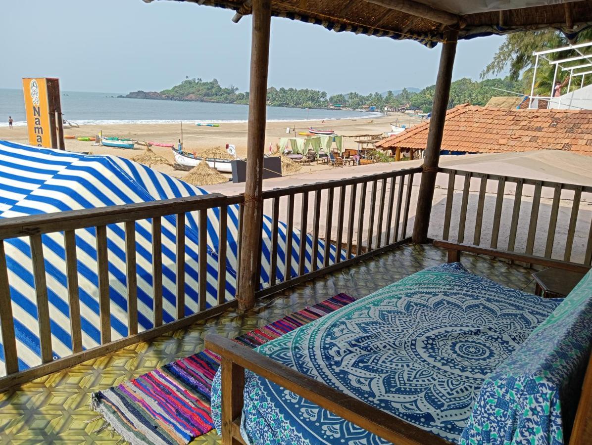 Namaste Beach Huts Hotel Patnem Beach Ngoại thất bức ảnh