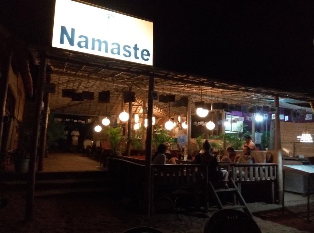 Namaste Beach Huts Hotel Patnem Beach Ngoại thất bức ảnh