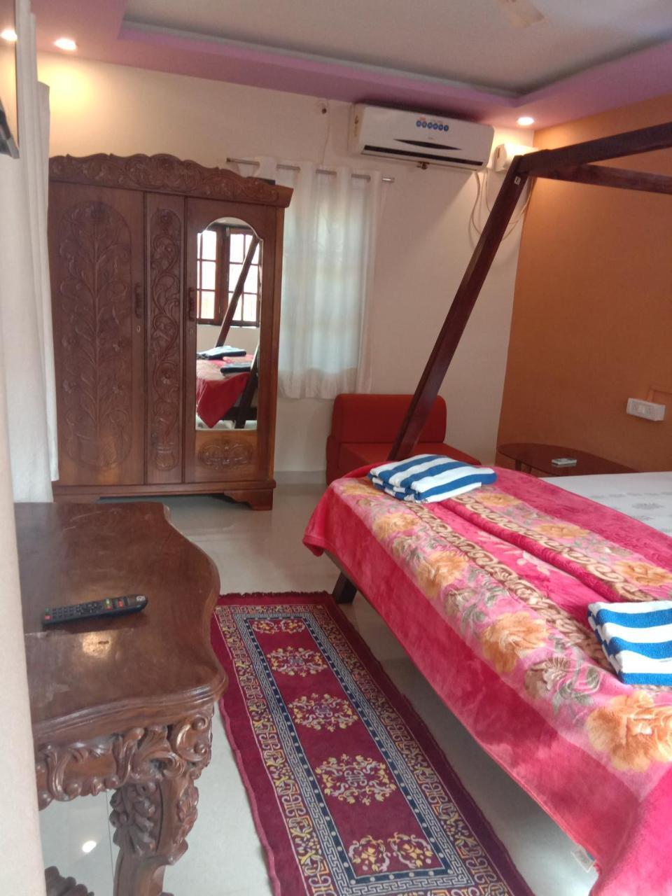 Namaste Beach Huts Hotel Patnem Beach Ngoại thất bức ảnh